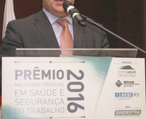 Ibram premia destaques em saúde e segurança
